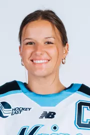 Brenna Curl Headshot