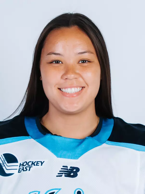 Paige Fong Headshot