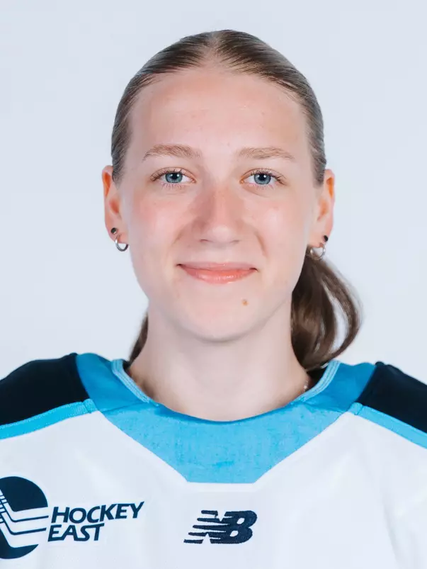 Haley Ryan Headshot