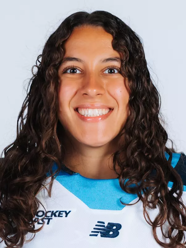 Mackenzie Podewell Headshot