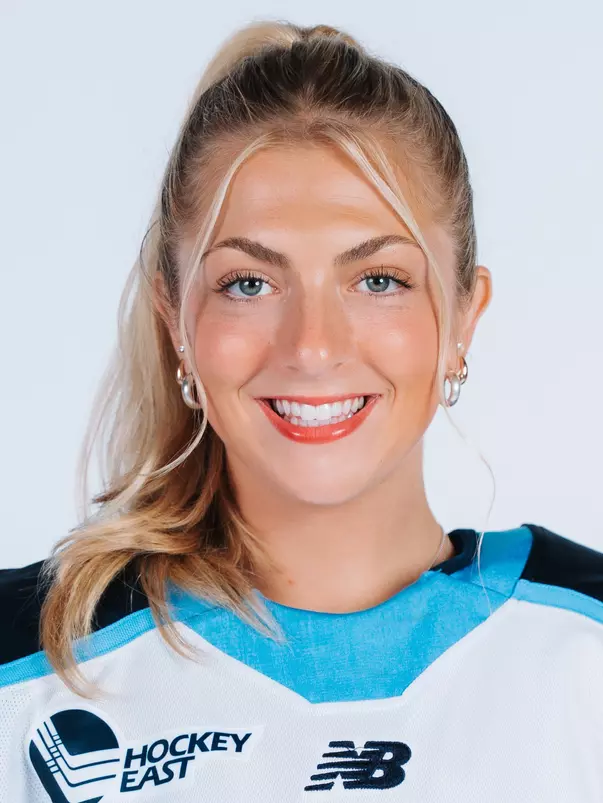 Charlotte Wensley Headshot