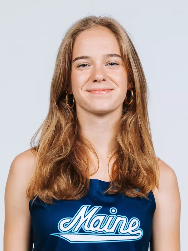 Lila Garbett Headshot