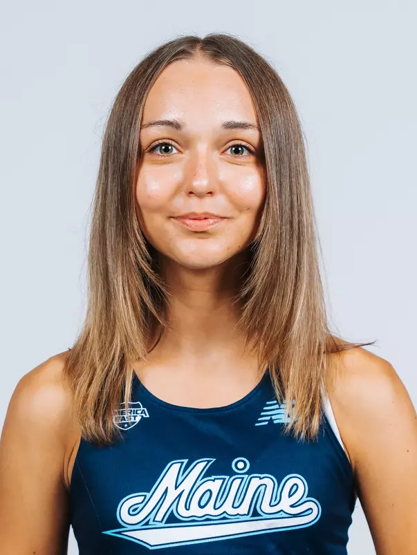 Grace Lambert Headshot