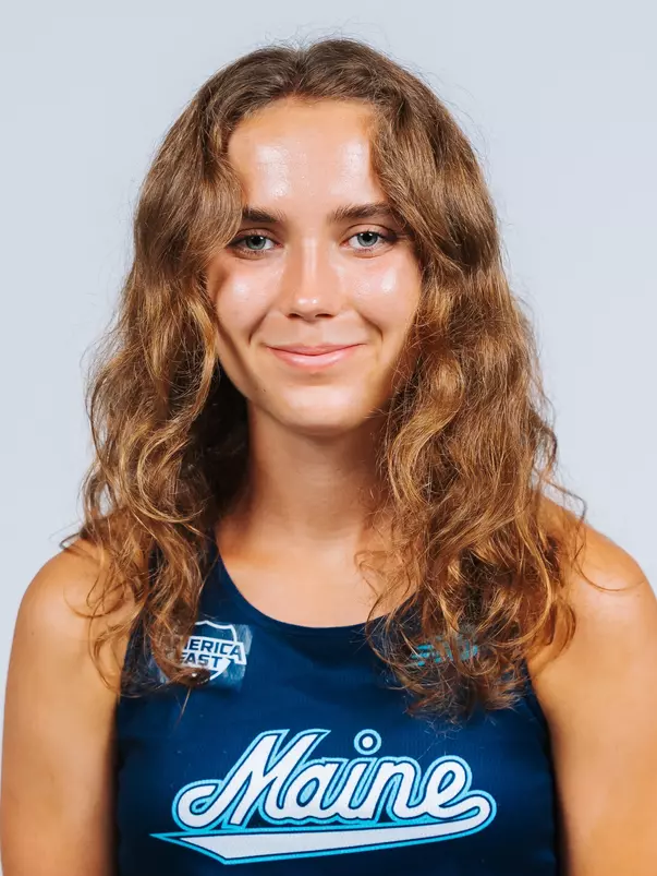 Emma Tessier Headshot