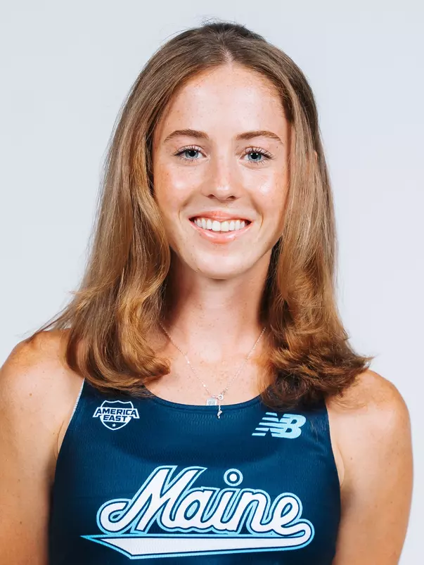 Toni Vaillancourt Headshot