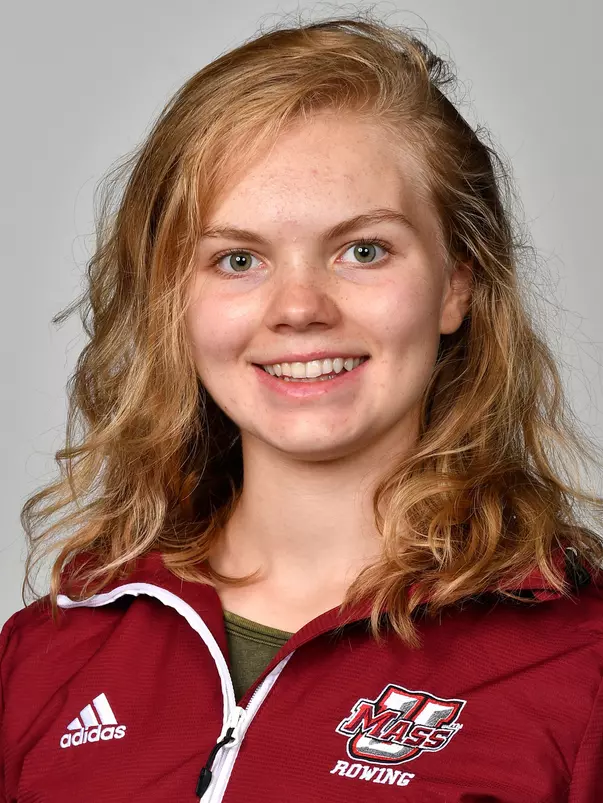 Riley Anderson Headshot