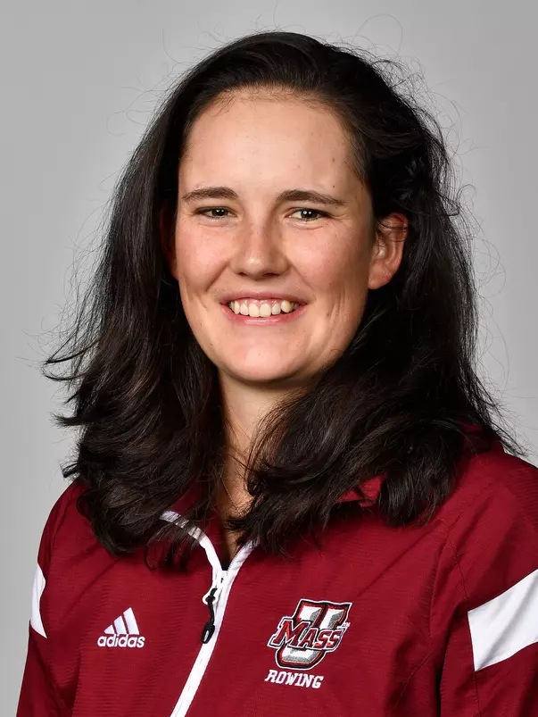 Daniella du Toit Headshot