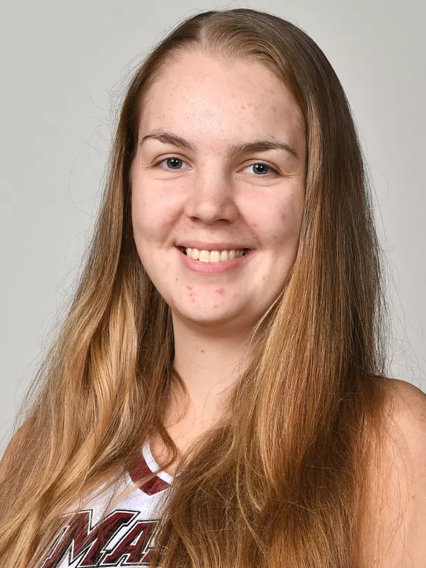 Lauraine Joensen Headshot