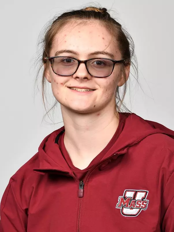 Lilla Caton 2019 Headshot