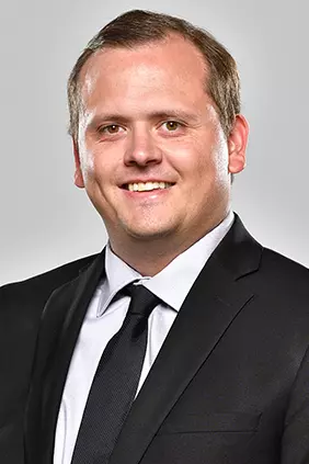 Ubben_Riley_Headshot