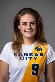 Amanda Hamm Headshot