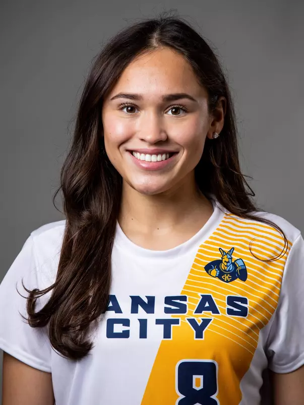 Lily Gonzalez Headshot