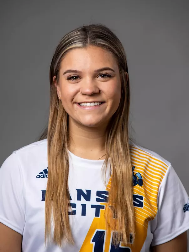 Sarah Karloff Headshot