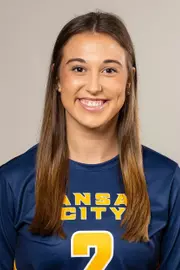 2022 Peyton Van Nest Headshot
