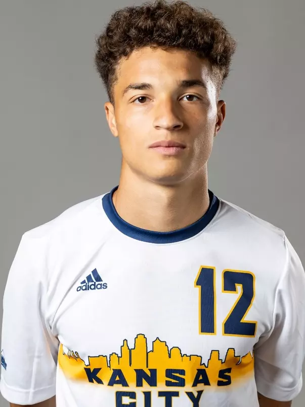 Carson Lindsey 2022 Headshot