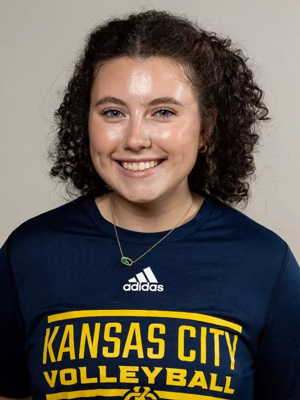 Addison Simpkins 2022 Headshot