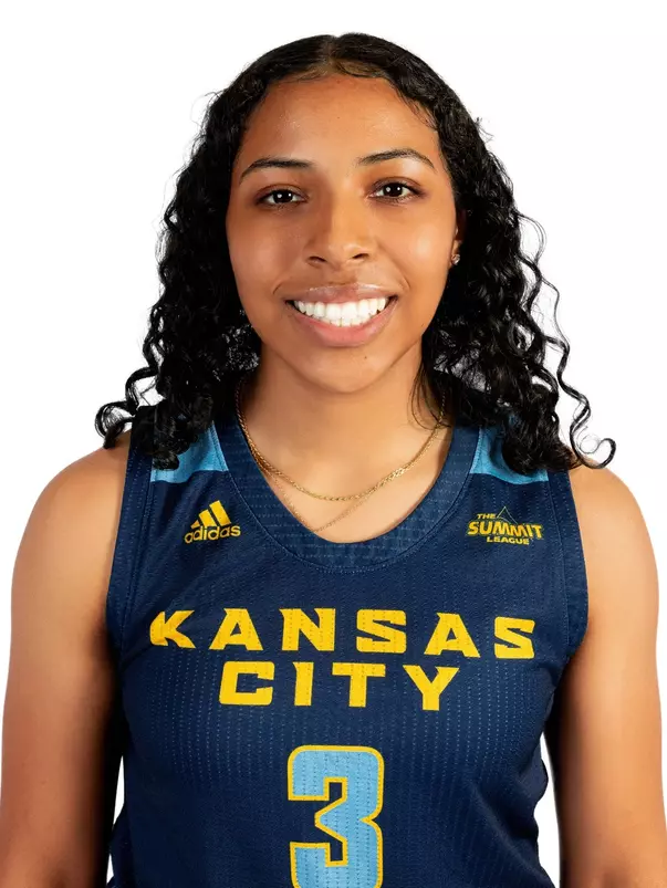 Alayna Contreras Headshot 2023