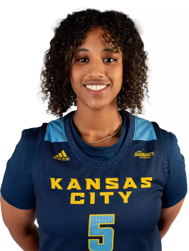 Tamia Ugass Headshot 2023