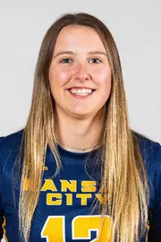 Carly Gillen 2023 Headshot