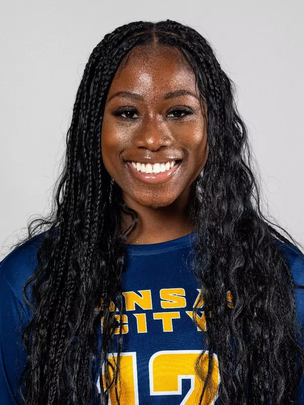Leah Green 2023 Headshot