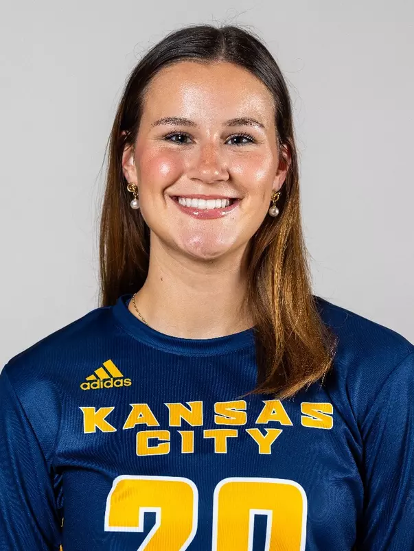 Tess McConnell 2023 Headshot