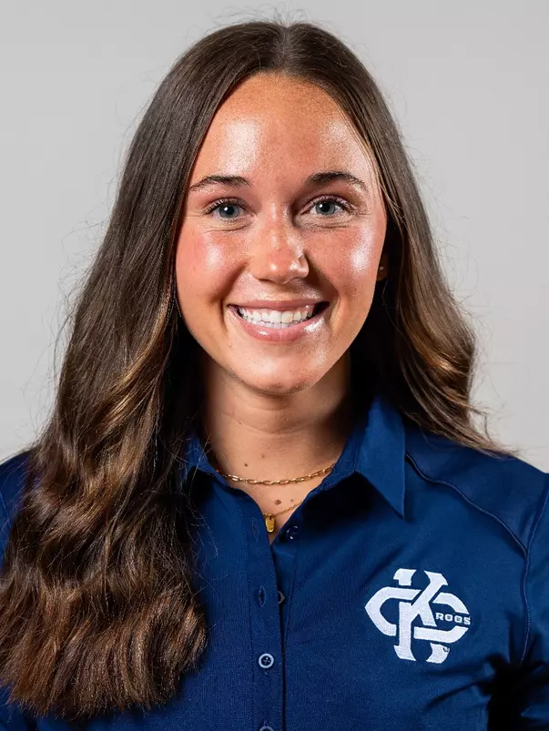 Maddie Renn 2023 Headshot