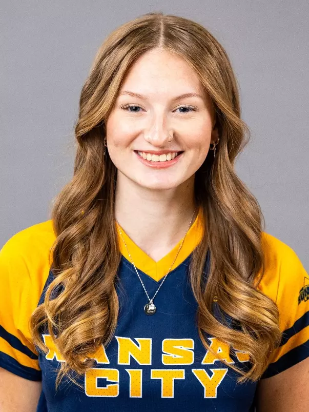 Lauren Parker 2024 Headshot