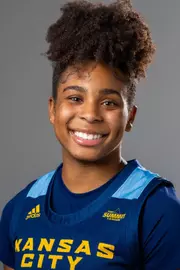 Nikole Thomas Headshot 2024