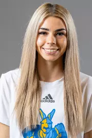Raven Estes 2024 Headshot