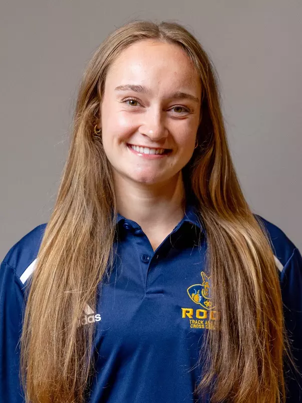 Madelyn Russell headshot