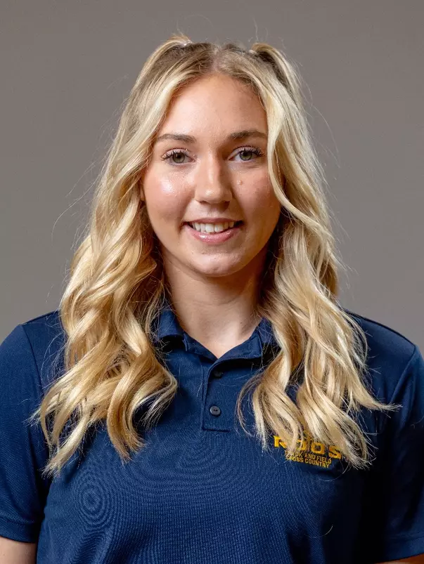 Taylor Bailey headshot