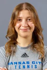 Catherine Chrobak 2025 Headshot