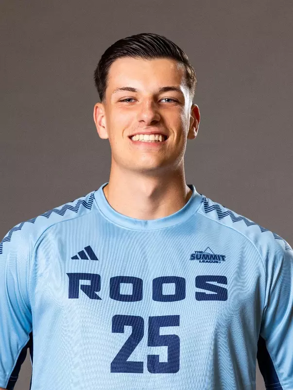 LENNHART FISCHER HEADSHOT