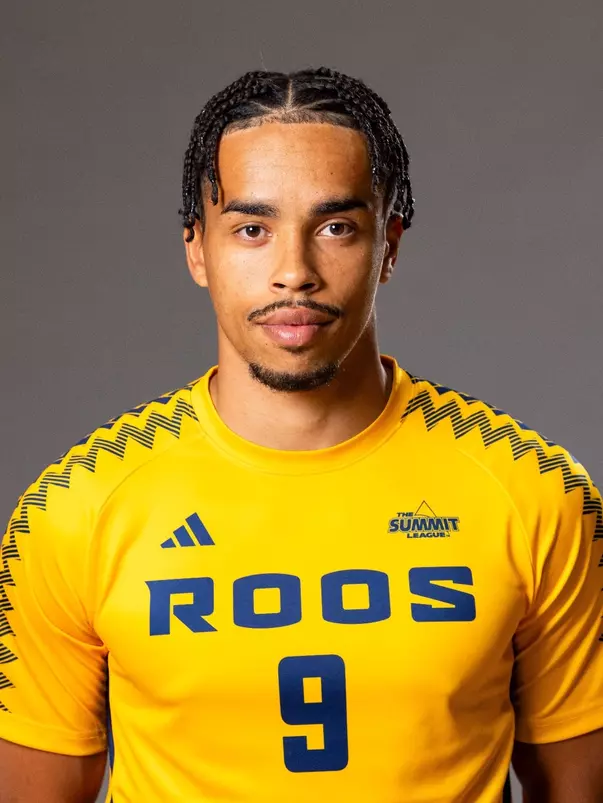 ELIE KISOKA HEADSHOT