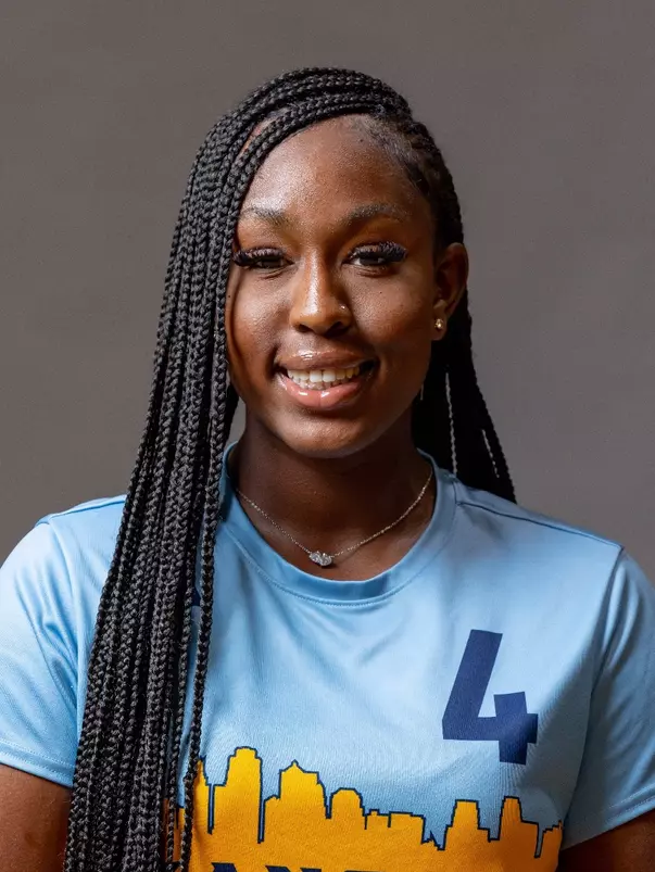 KAYLA FRASER HEADSHOT