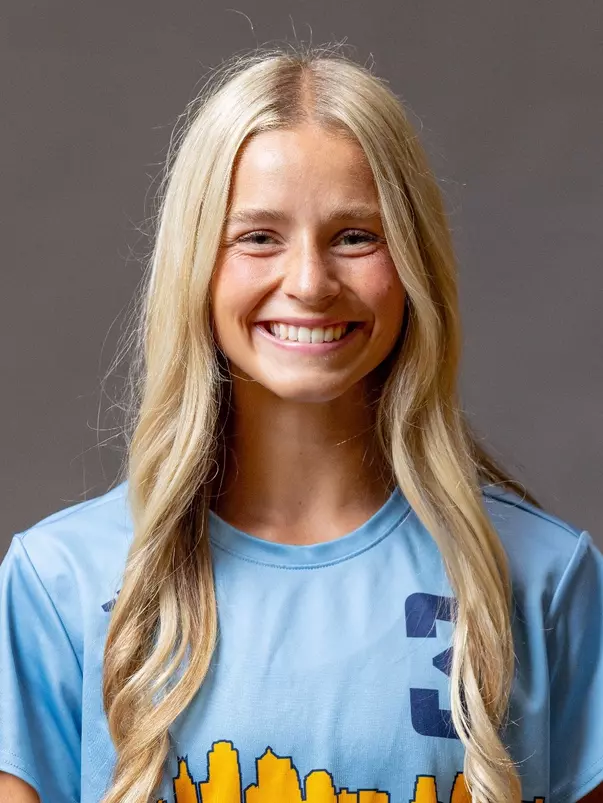 OLIVIA PLATT HEADSHOT