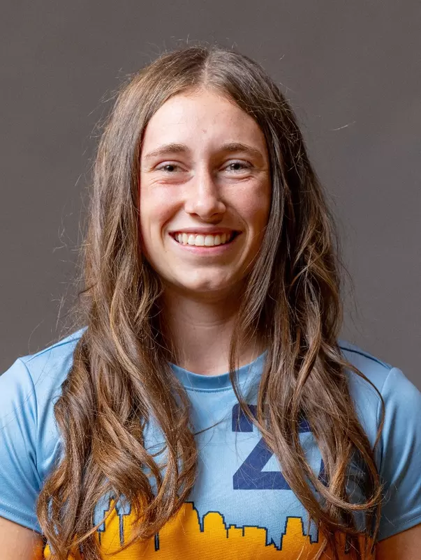 RILEY PORTER HEADSHOT