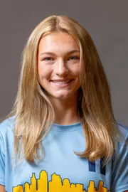 KINSLEY SMITH HEADSHOT