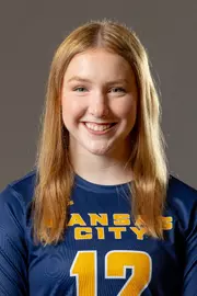 CHLOE KAMINSKI HEADSHOT