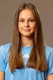 Alisa Reznik headshot