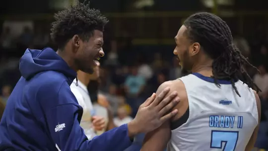 In the second to last home game of the season, the Kansas City Roos faced up against the South Dakota State Jackrabbits. Starting strong in the first half the Roos kept up a good momentum, putting pressure on the Jackrabbits. Despite this pressure, the Roos would ultimately fall to the Jackrabbits with a final score of 73-59. The Roos will recognize the senior players this Saturday during the last home game of the season against Oral Roberts Golden Eagles.