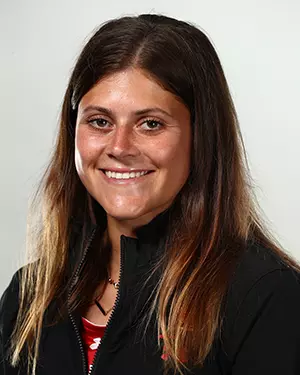 Belle Bressler Headshot