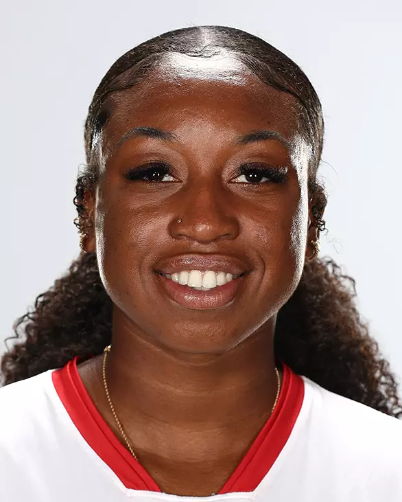 Milli Dayes Headshot