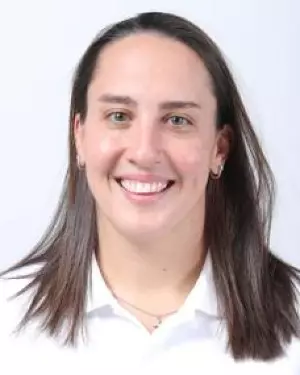 Jen Lapicki headshot
