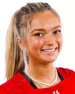 Carly Peterson headshot