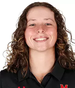 Julia Garcia headshot