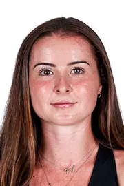 Danielle Hack Headshot