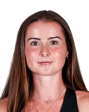 Danielle Hack Headshot