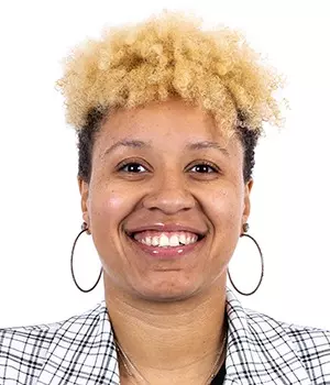 Lindsey Spann head shot