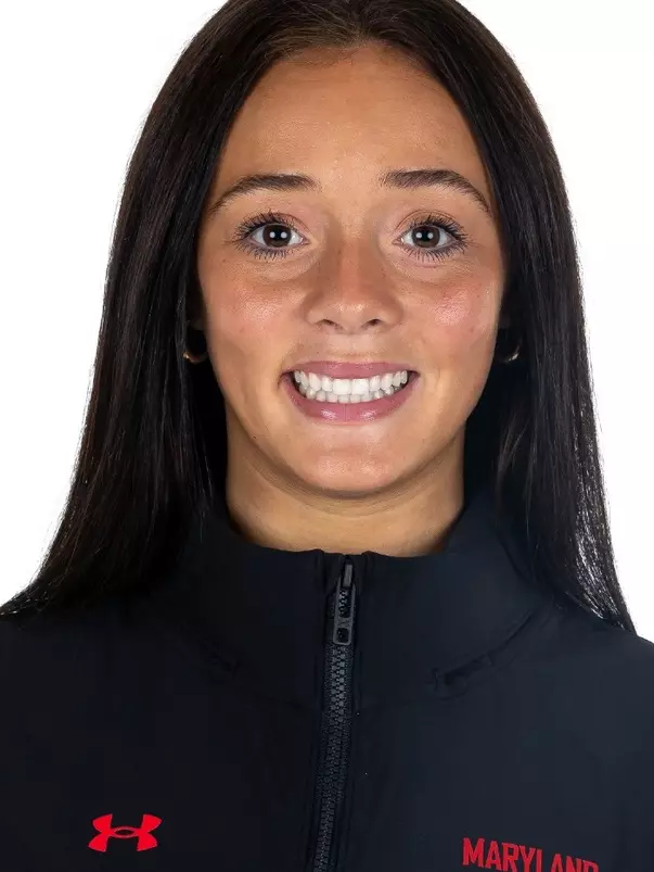 Chelsey Dennis Headshot
